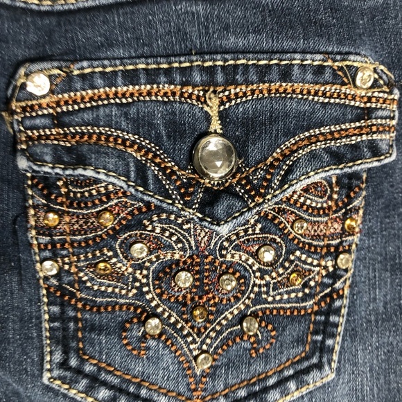 Women’s Earl Jeans. Size 8. ( 30”/31”). - Picture 2 of 8